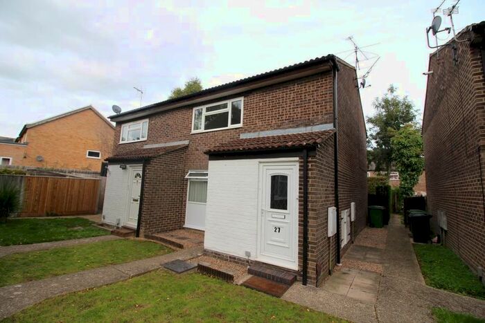 1 Bedroom Semi-Detached House To Rent In Narromine Drive, Calcot, Reading, RG31