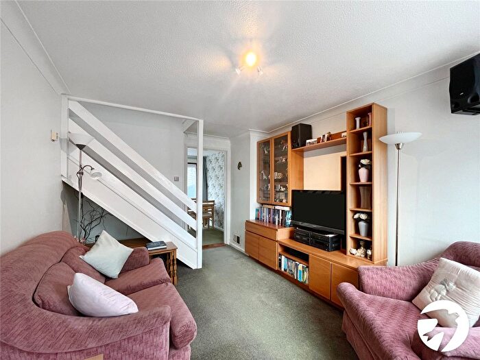 3 Bedroom Terraced House For Sale In Sunnybank, Murston, Sittingbourne, Kent, ME10