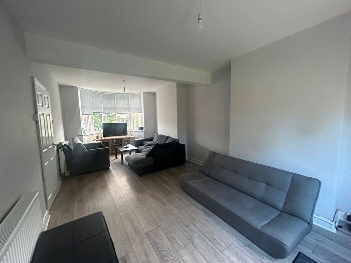 3 Bedroom Property To Rent In Fairview Road, Penn, Wolverhampton, WV4