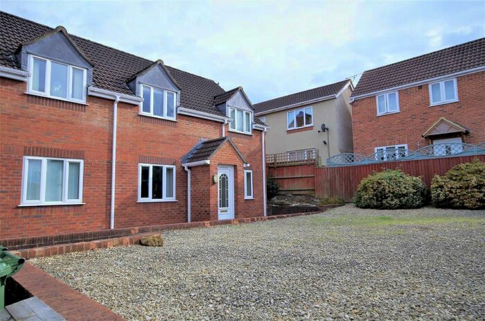 1 Bedroom Flat To Rent In High Street, Cam, Dursley, GL11