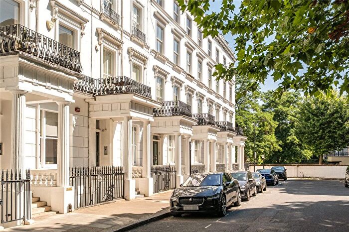 3 Bedroom Flat For Sale In Craven Hill Gardens, London, W2