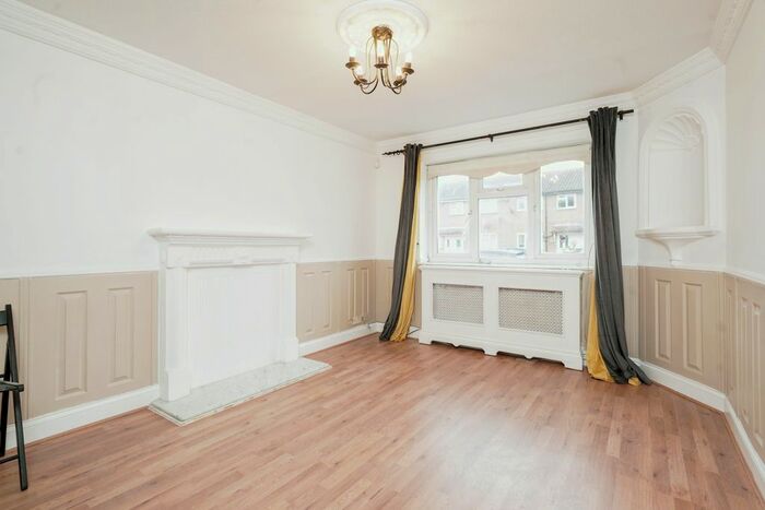 3 Bedroom Terraced House To Rent In Gage Road, London, E16