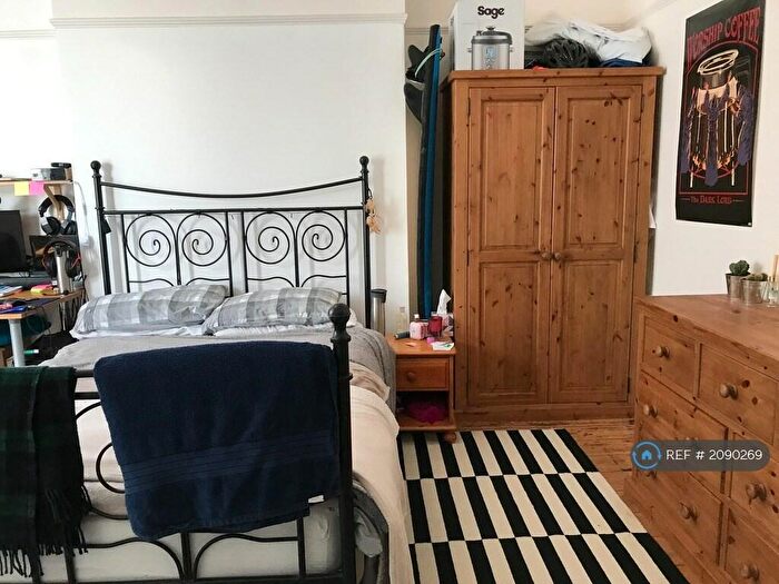 5 Bedroom Terraced House To Rent In Diamond Avenue, Plymouth, PL4