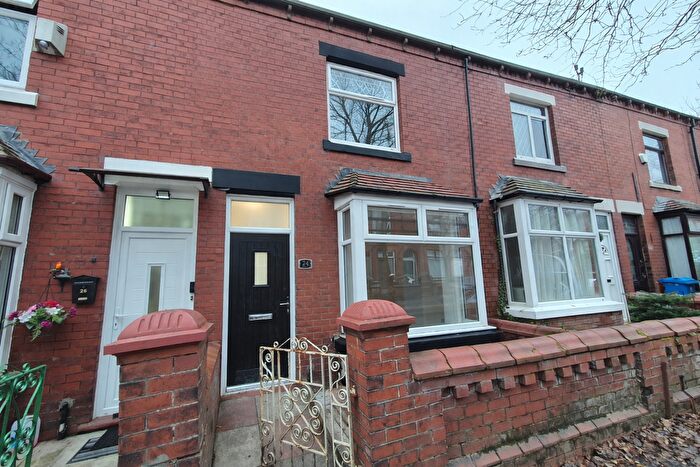 2 Bedroom Terraced House To Rent In Gordon Avenue, Oldham, OL4