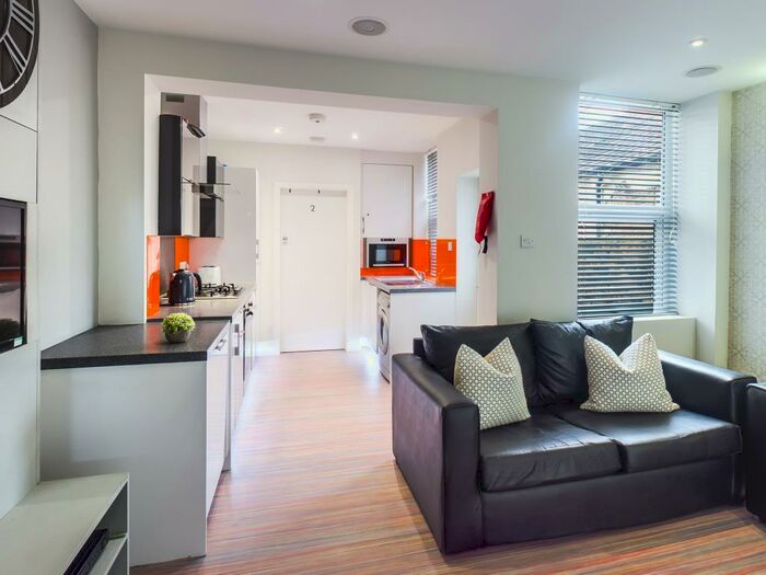 5 Bedroom Terraced House To Rent In Boughey Road, Stoke, ST4