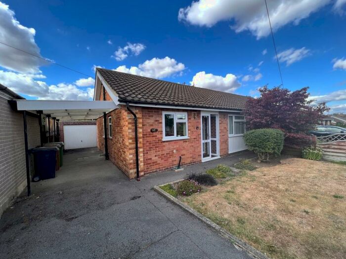 2 Bedroom Semi-Detached House To Rent In Ludsden Grove, Thame, OX9