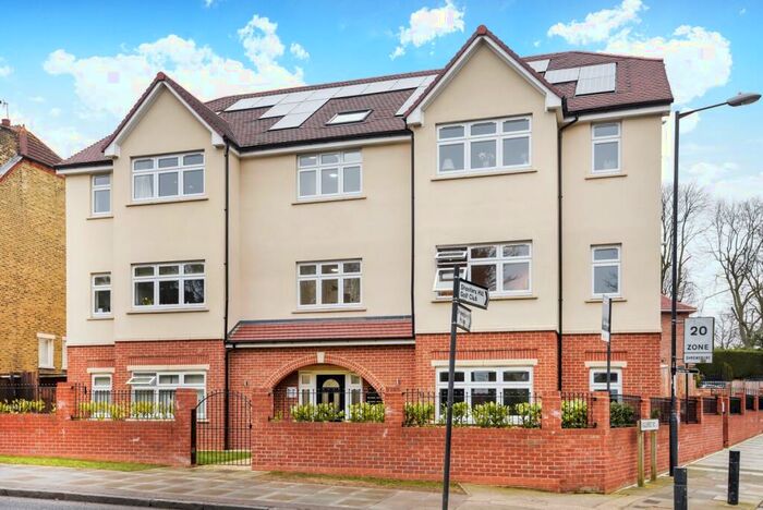 1 Bedroom Flat To Rent In Shooters Hill London, SE18