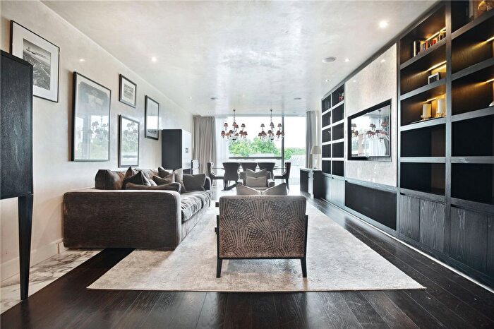 2 Bedroom Flat To Rent In The Knightsbridge Apartments, Knightsbridge, Lodnon, SW7