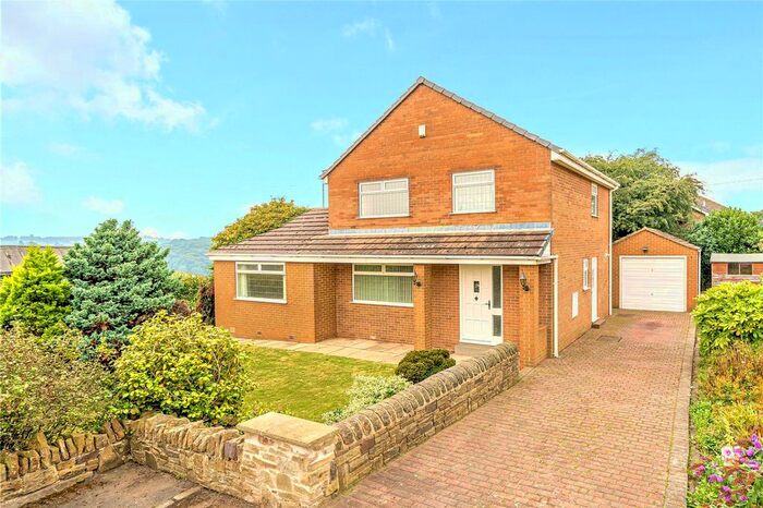 3 Bedroom Detached House For Sale In Chessington Drive, Flockton, Wakefield, West Yorkshire, WF4