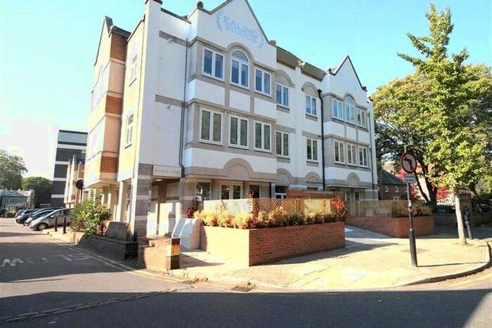 2 Bedroom Flat To Rent In Walpole Court, Ealing Green, Ealing, W5
