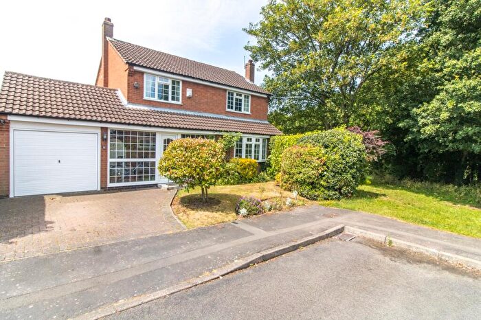 4 Bedroom Detached House For Sale In Grange Close, Glenfield, Leicester, LE3