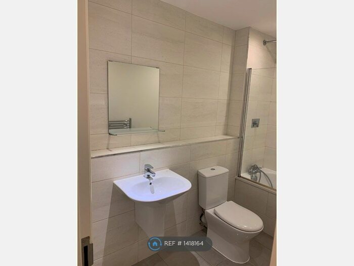 Studio To Rent In Riverbank House, Tonbridge, TN9