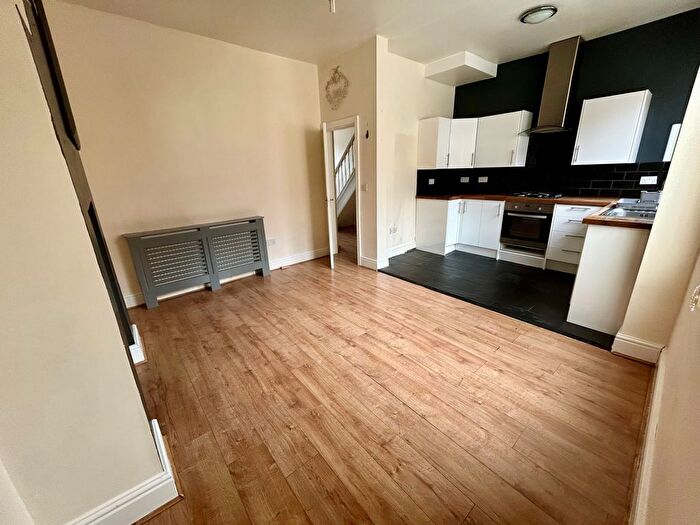 3 Bedroom Property To Rent In Brookdale Road, Liverpool, L15