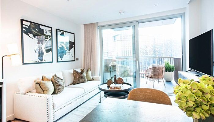3 Bedroom Flat To Rent In Garrett Mansions, Edgware Road, W2