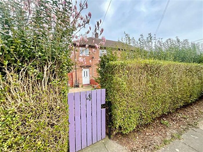 3 Bedroom Semi Detached House For Sale In Haigh Moor Walk, Sheffield, S13