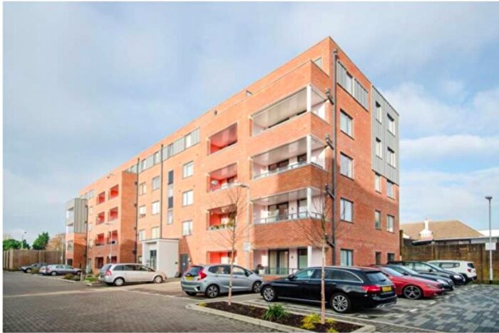 2 Bedroom Flat To Rent In Mondrian Court, Artisan Place, Harrow, HA3