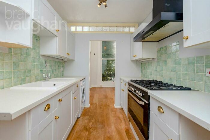 1 Bedroom Flat To Rent In Cambridge Road, Hove, East Sussex, BN3