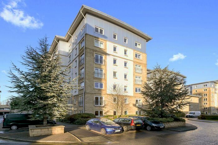 2 Bedroom Flat To Rent In Pilrig Heights, Edinburgh, EH6