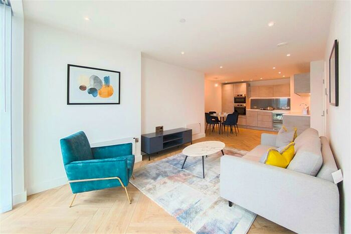 2 Bedroom Apartment To Rent In Elizabeth Tower, M15