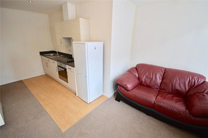 1 Bedroom Flat To Rent In Bank Street, Sheffield, South Yorkshire, S1