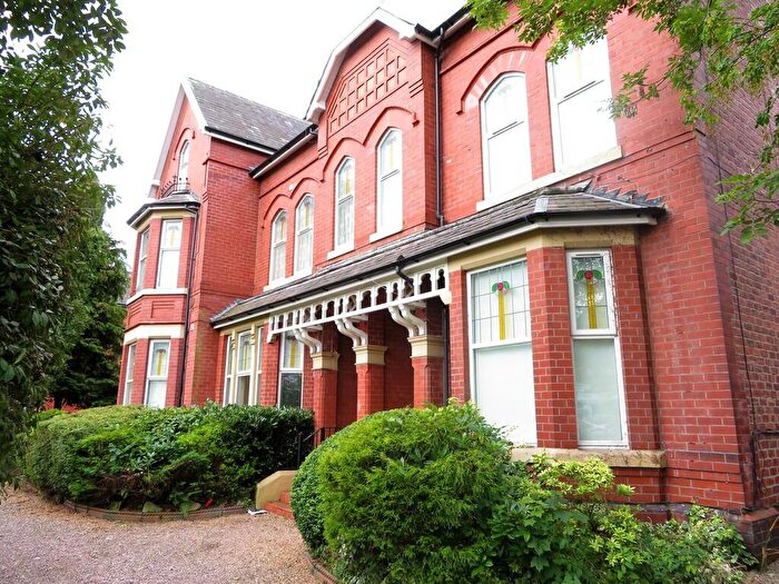 2 Bedroom Apartment To Rent In Buxton Road, Stockport, SK2