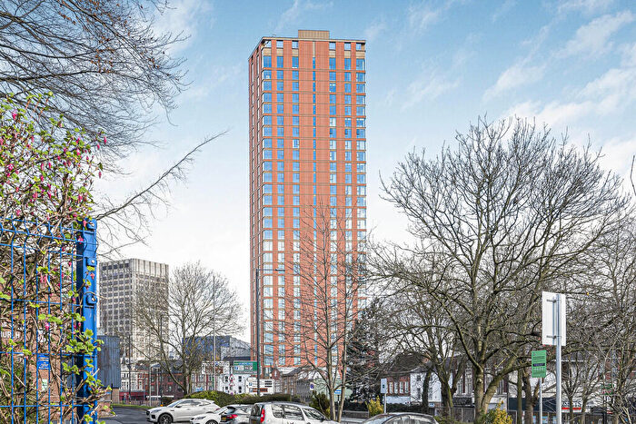 2 Bedroom Apartment To Rent In South Central, Essex Road, Birmingham, B5