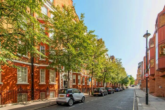3 Bedroom Flat To Rent In Greycoat Street, London, SW1P