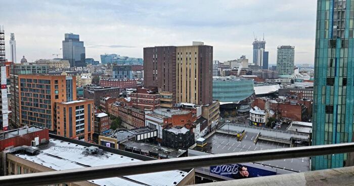 1 Bedroom Flat For Sale In Flat Cleveland Tower, Holloway Head, Birmingham, West Midlands, B1