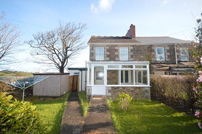 3 Bedroom Semi-Detached House To Rent In Mawla, Redruth, TR16