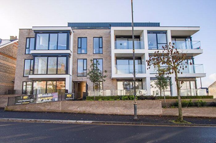 2 Bedroom Flat For Sale In Windsor Gardens, Windsor Road, Penarth, CF64