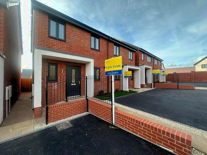 3 Bedroom House To Rent In Crabtree Hill Drive, Allestree, DE22