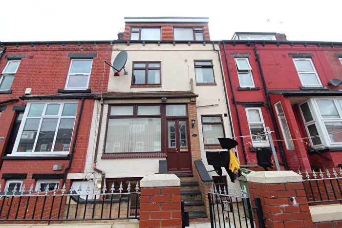 1 Bedroom Apartment To Rent In St. Hildas Mount, Leeds, LS9