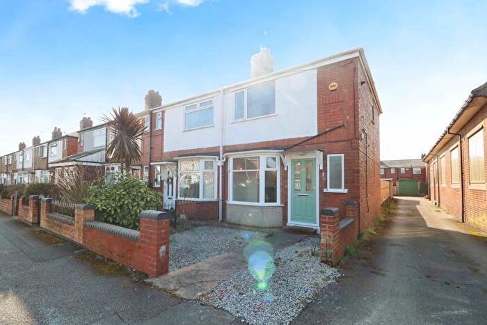 2 Bedroom Terraced House To Rent In Louis Drive, Hull, HU5