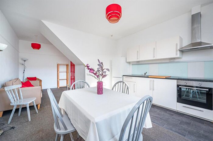 4 Bedroom Maisonette To Rent In Gloucester Road, Bishopston, Bristol, BS7