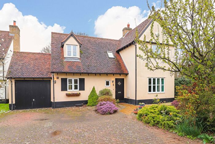 4 Bedroom Detached House For Sale In Bankes Mead, Duxford, CB22