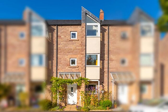 5 Bedroom Town House For Sale In Millers Way, Belper, DE56