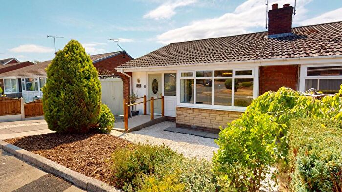 3 Bedroom Semi Detached House For Sale In Holmes Carr Road, Doncaster, DN4