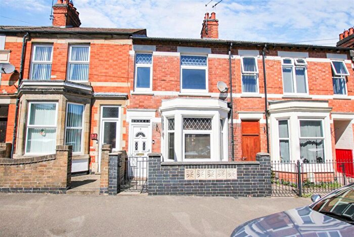 3 Bedroom Terraced House For Sale In Morley Street, Kettering, NN16