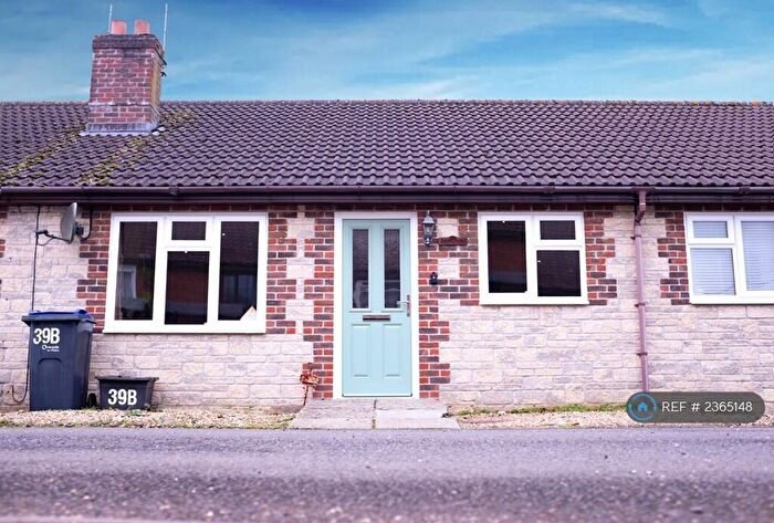 2 Bedroom Bungalow To Rent In Vicarage Street, Warminster, BA12