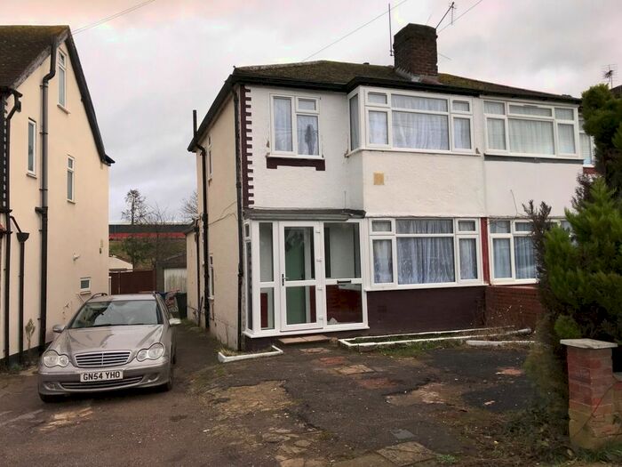 4 Bedroom Semi-Detached House To Rent In Aldridge Avenue, Stanmore, HA7