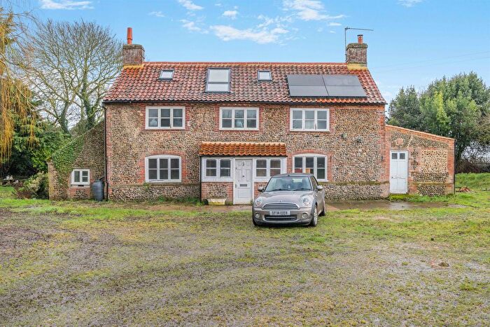 7 Bedroom Detached House For Sale In Baconsthorpe Road, Hempstead, Holt, NR25