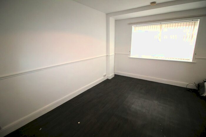 3 Bedroom Terraced House To Rent In Langworthy Road, Salford, M6
