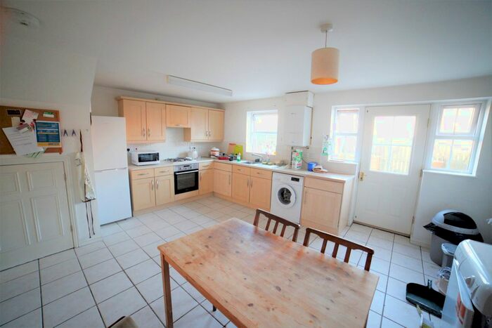 5 Bedroom Terraced House To Rent In Casson Drive, Stoke Park, Bristol BS16