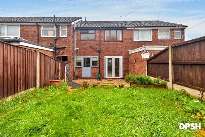 3 Bedroom Terraced House For Sale In Wolley Drive, New Farnley, LS12