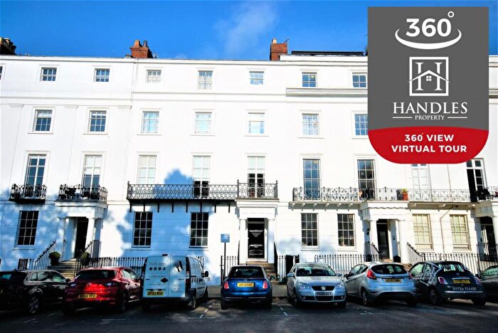 3 Bedroom Flat To Rent In Clarendon Square, Leamington Spa, CV32