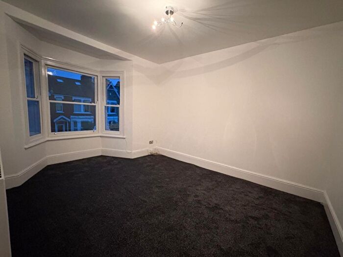 2 Bedroom Flat To Rent In Marlborough Road, London, N22