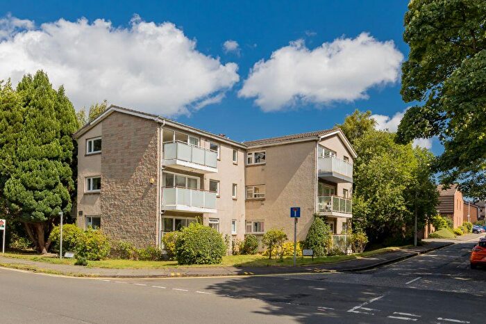 2 Bedroom Flat For Sale In / Inverleith Row, Edinburgh, EH3