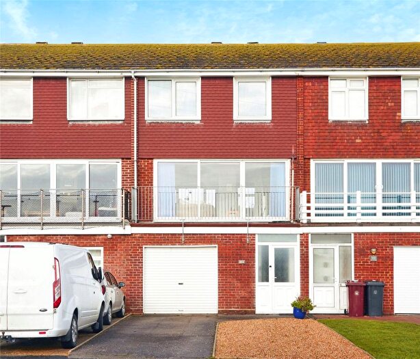 3 Bedroom Terraced House For Sale In Kingsway, Selsey, Chichester, West Sussex, PO20