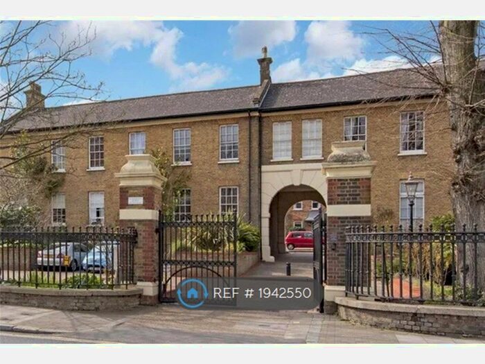 1 Bedroom Flat To Rent In Elderwood Place, London, SE27