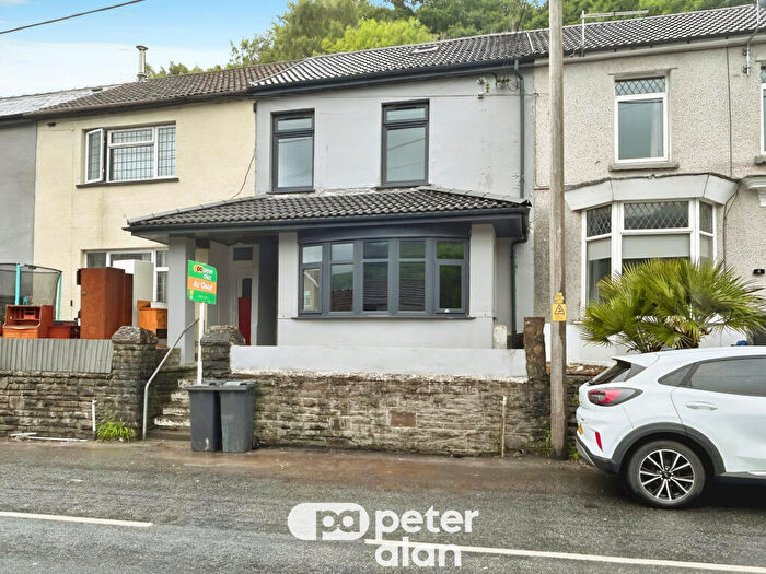 3 Bedroom House To Rent In Oaklands, Merthyr Vale, Merthyr Tydfil, CF48